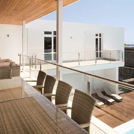 Capri Villa